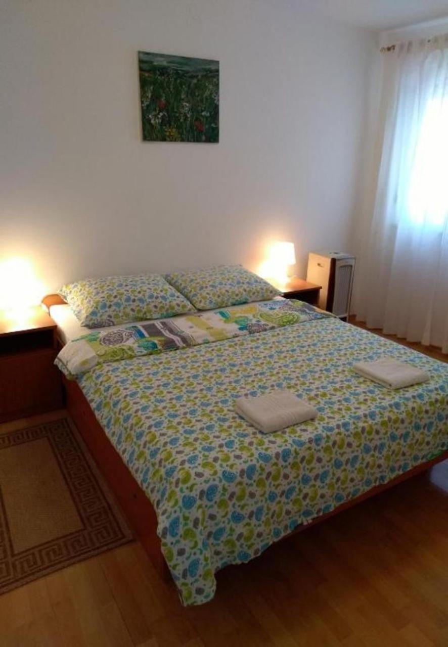 Apartments Dobri - 500M From Beach نين المظهر الخارجي الصورة