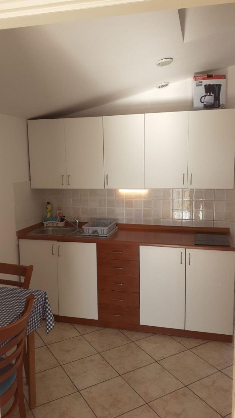 Apartments Dobri - 500M From Beach نين المظهر الخارجي الصورة