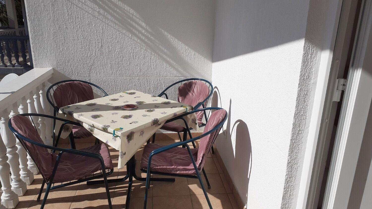 Apartments Dobri - 500M From Beach نين المظهر الخارجي الصورة