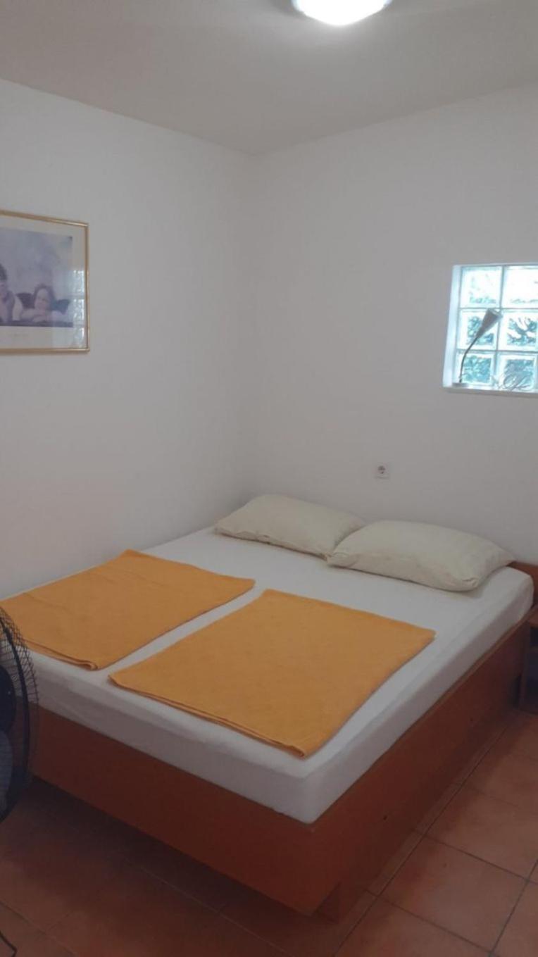 Apartments Dobri - 500M From Beach نين المظهر الخارجي الصورة